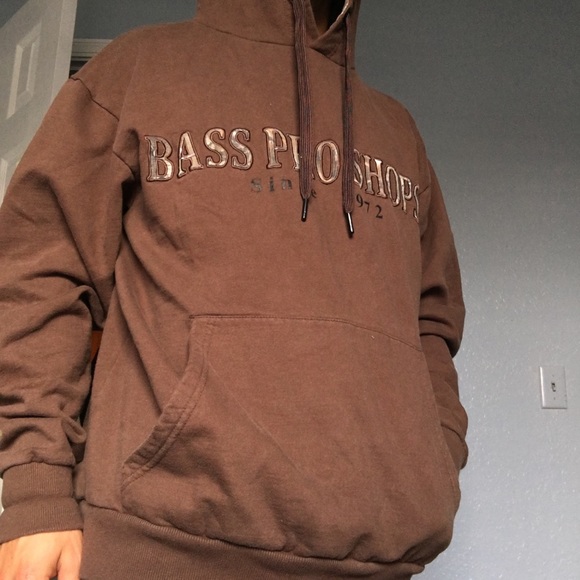 Bass Pro Shops Embroidered Hoodie size medium - Picture 3 of 4